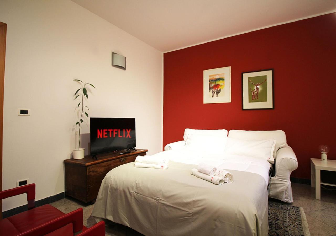 Cozy Apartment In The Heart Of Bologna Bagian luar foto