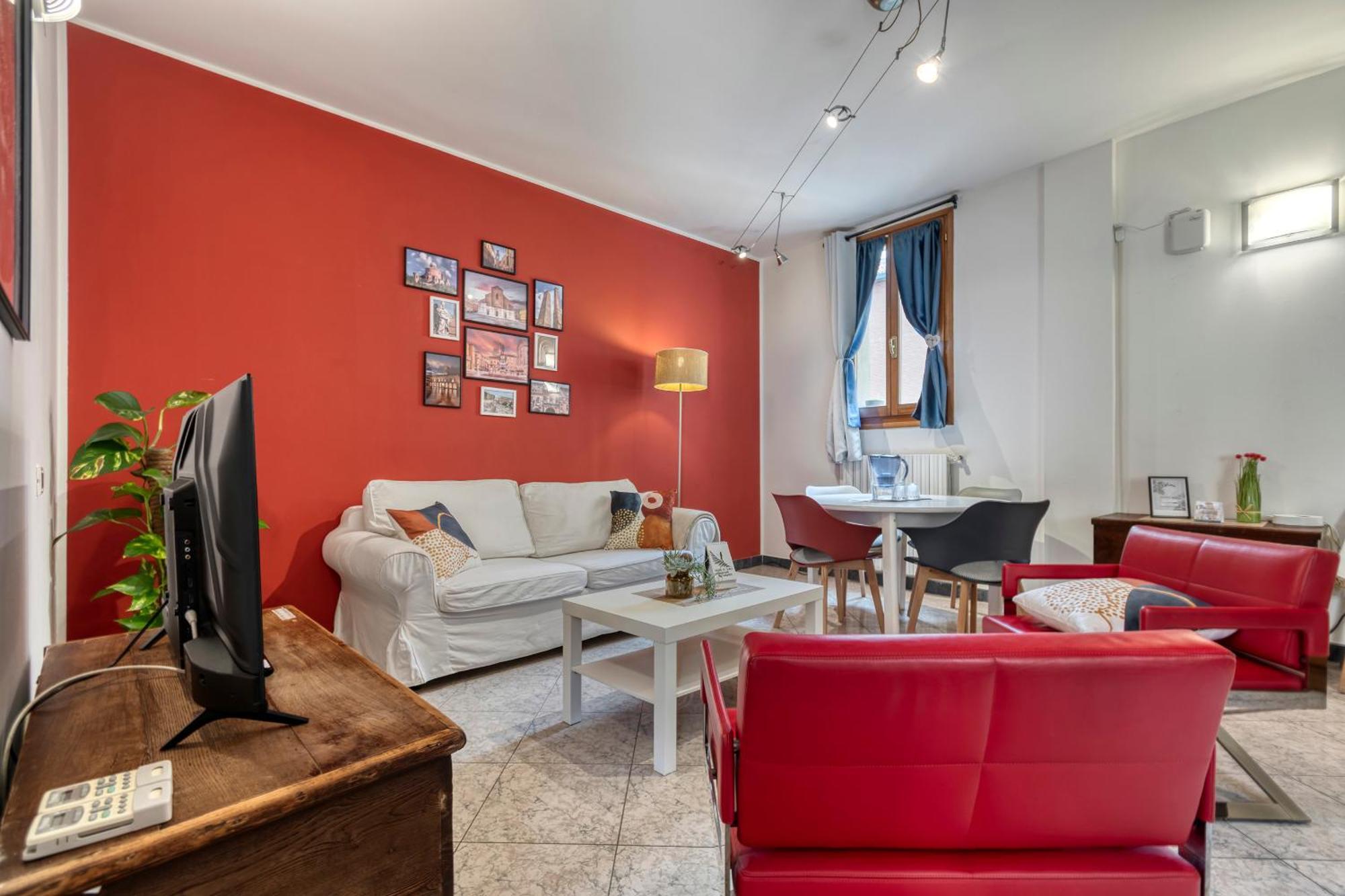 Cozy Apartment In The Heart Of Bologna Bagian luar foto