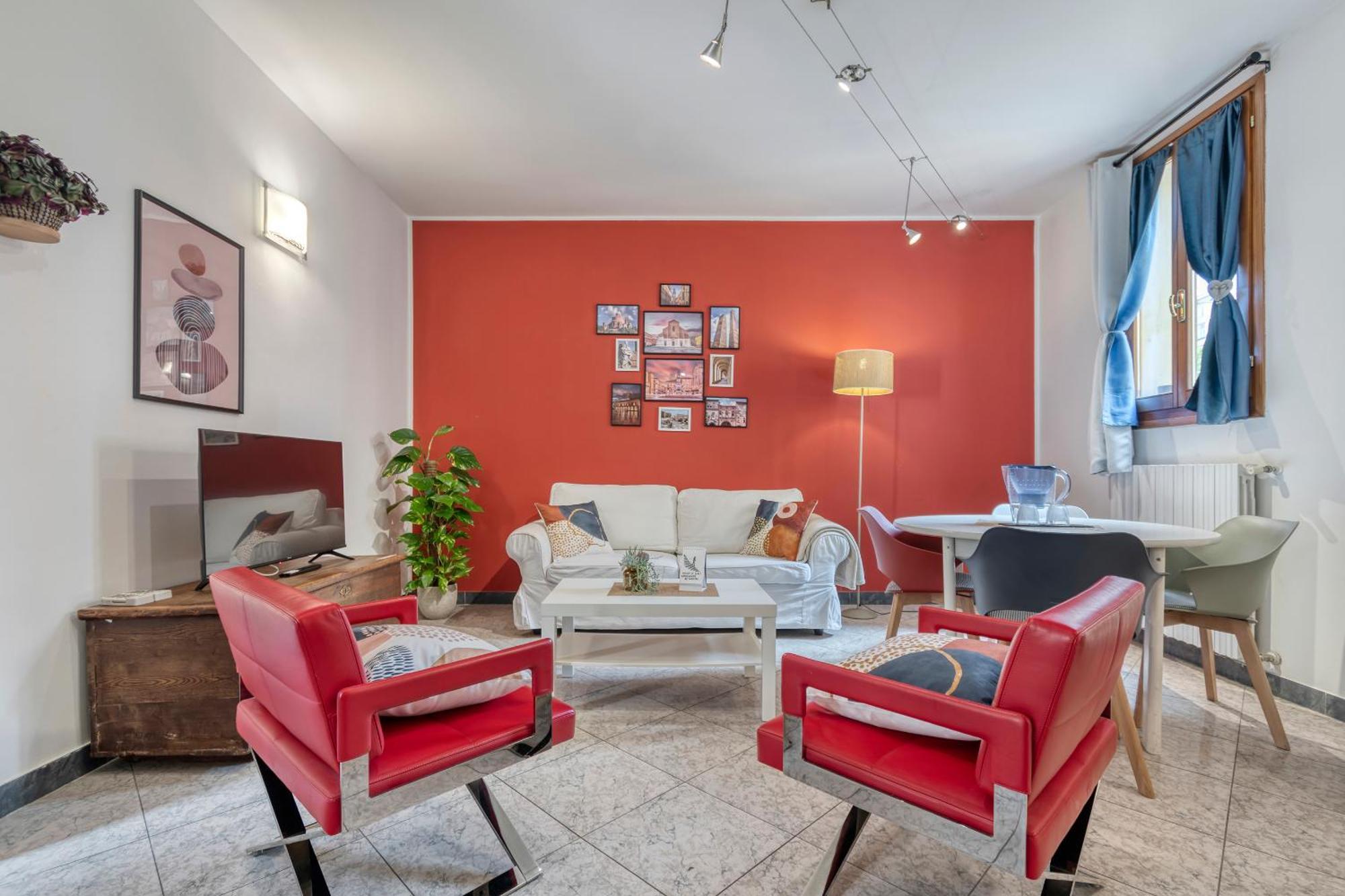 Cozy Apartment In The Heart Of Bologna Bagian luar foto