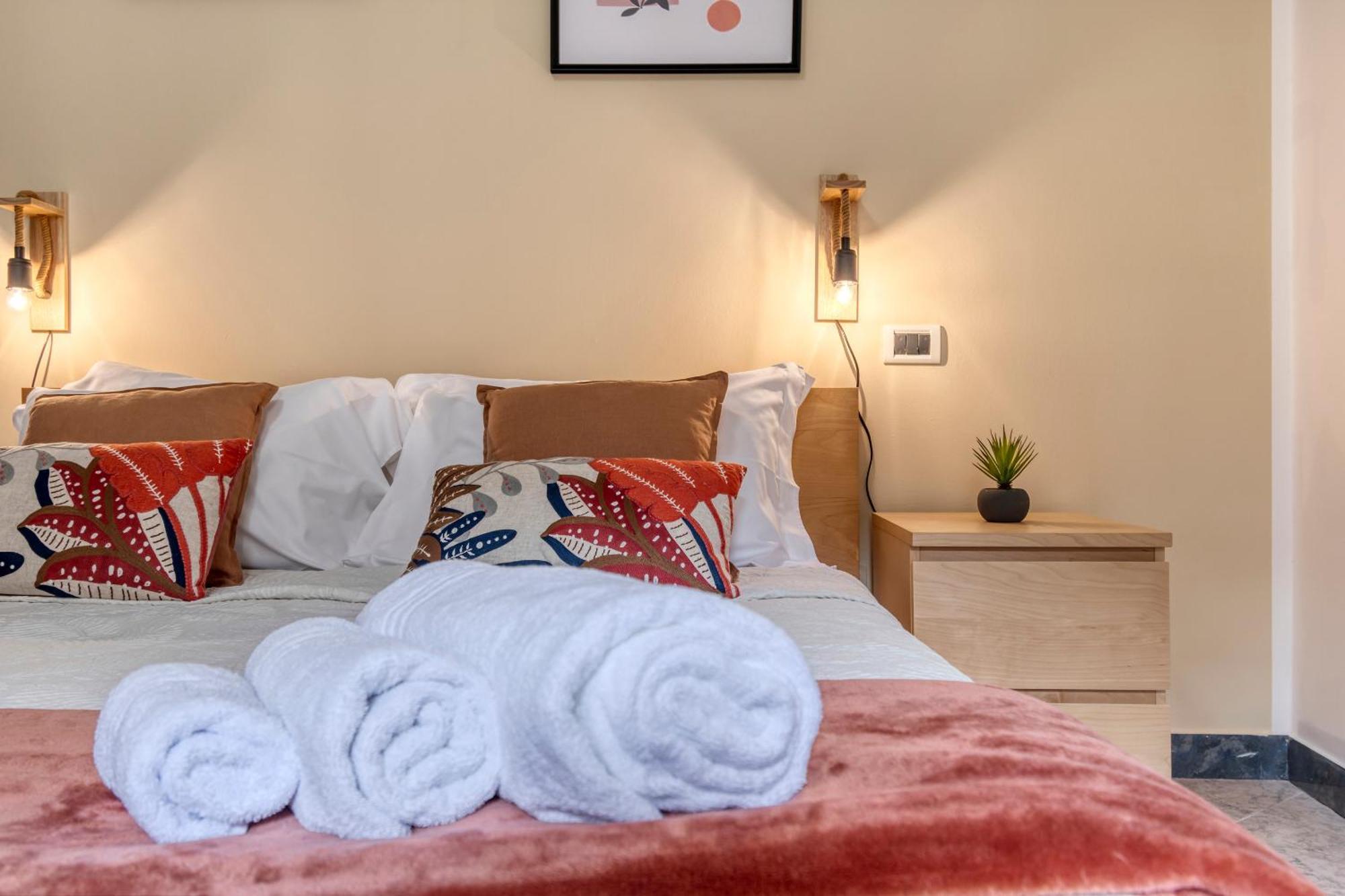 Cozy Apartment In The Heart Of Bologna Bagian luar foto