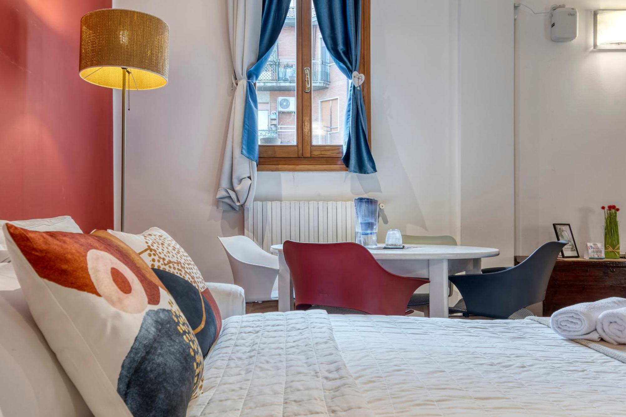 Cozy Apartment In The Heart Of Bologna Bagian luar foto